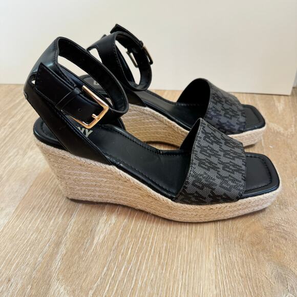 DKNY  Calima Ankle Strap Espadrille Wedges - Size 9.5 - Picture 2 of 6